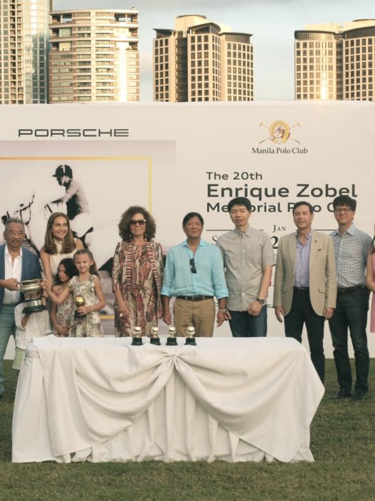 President Ferdinand Marcos with Inigo and Maricris Zobel (second and fourth from left), Mercedes Zobel (seventh from left), Roberto Coyiuto III (sixth from right) and Bea Coyiuto (third from right), with other guests.